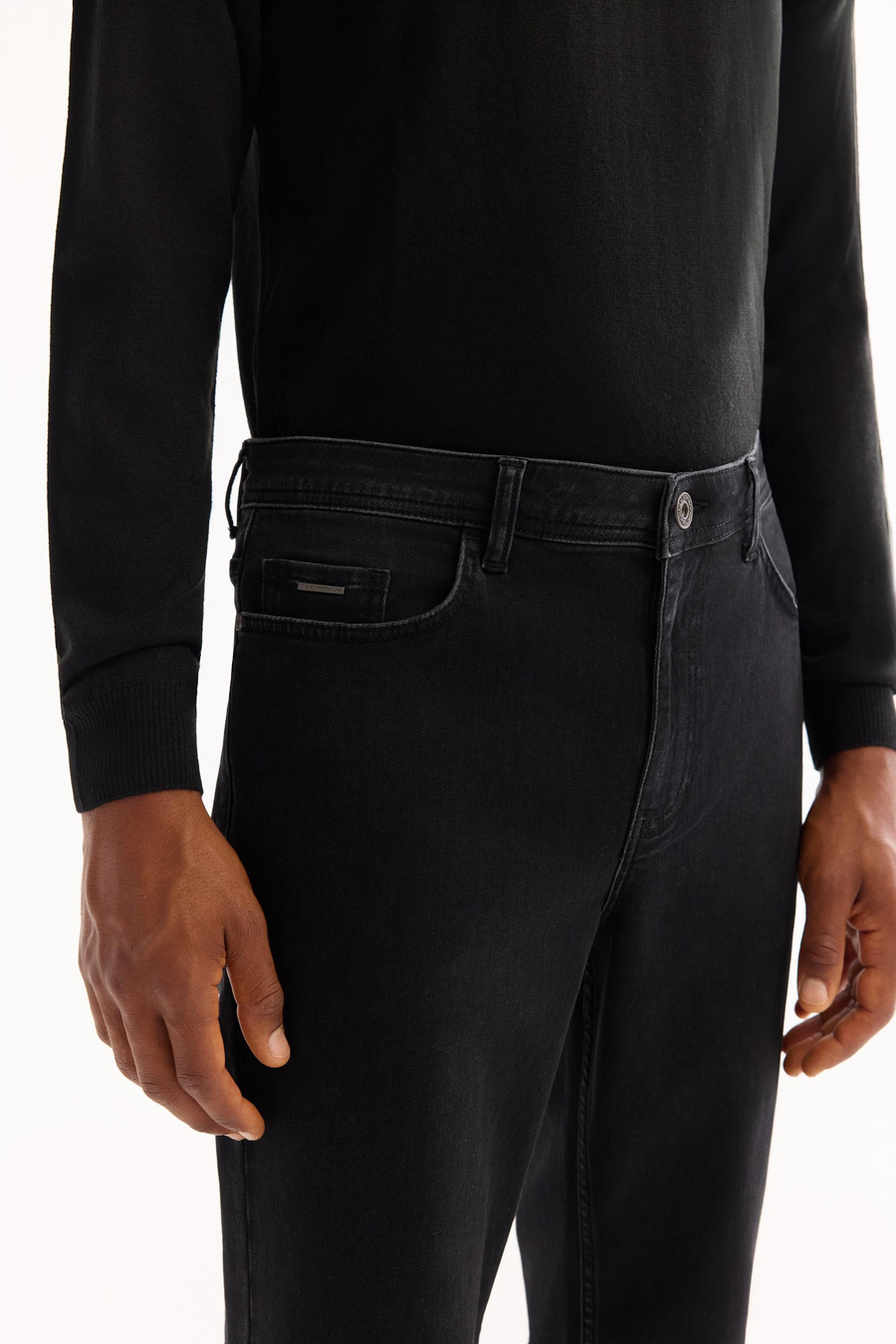 Siyah Eskitme Yıkmalı Jean Pantolon