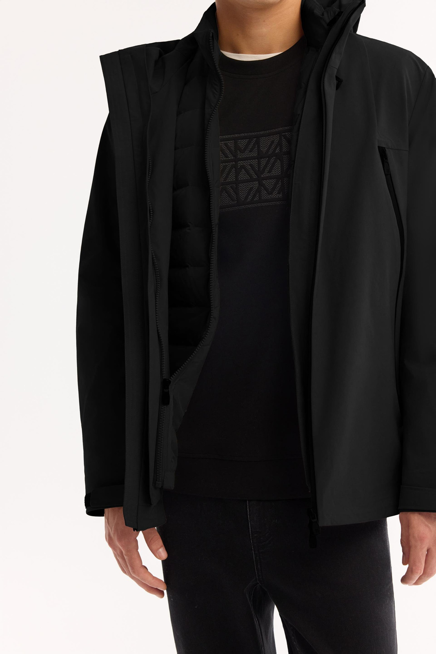 Siyah Fonksiyonel Çift Kullanımlı Ördek Tüyü İnce Mont