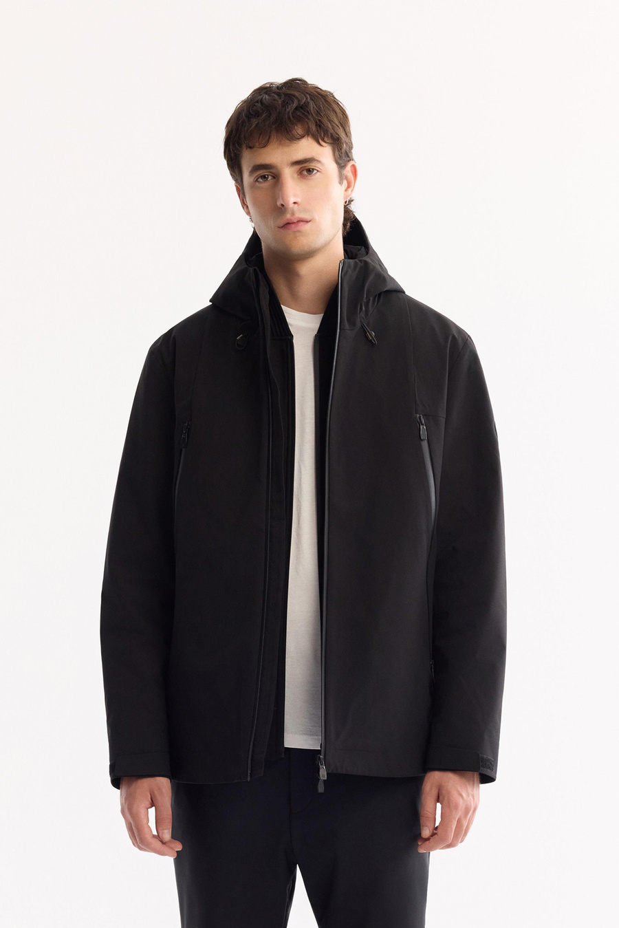 Siyah Fonksiyonel Çift Kullanımlı Ördek Tüyü İnce Mont