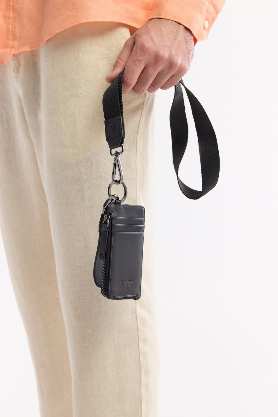 Siyah Hediye Kutulu Askılı %100 Deri Cüzdan