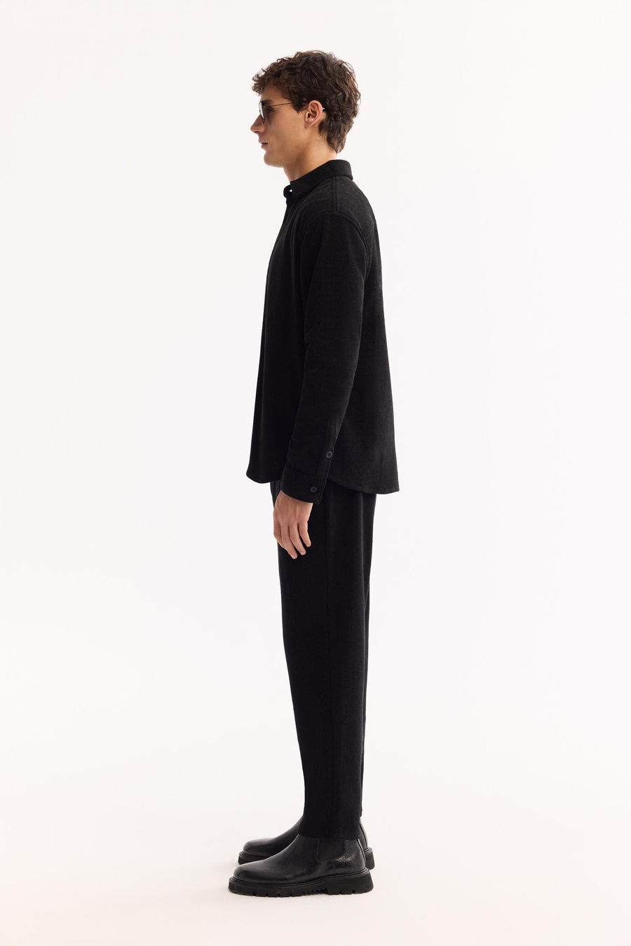 Siyah Kadife Klasik Yaka Comfort Fit Uzun Kollu Gömlek Ceket