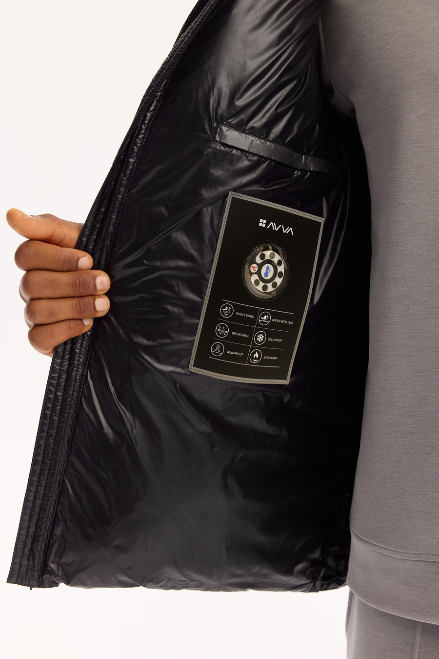 Siyah Kapüşonlu Kaz Tüyü Mont