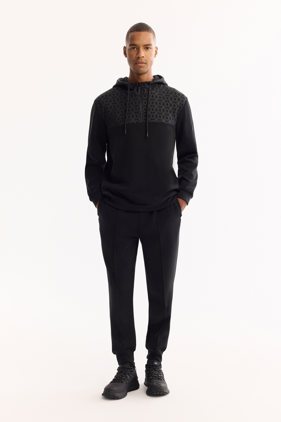 Siyah Kapüşonlu Soft Touch Baskılı Sweatshirt