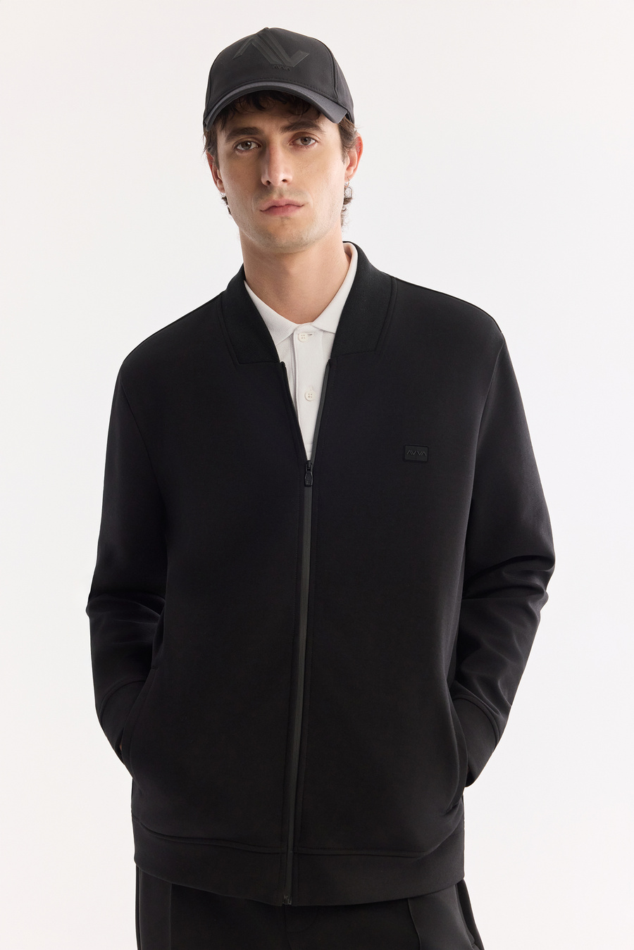 Siyah Kare Yaka Fermuarlı Pamuklu Kolay Ütülenen Sweatshirt