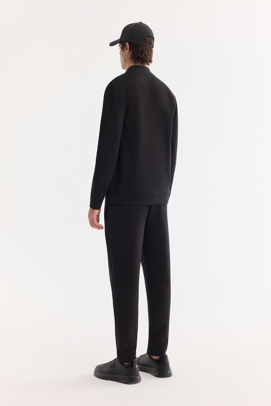 Siyah Kare Yaka Fermuarlı Pamuklu Kolay Ütülenen Sweatshirt