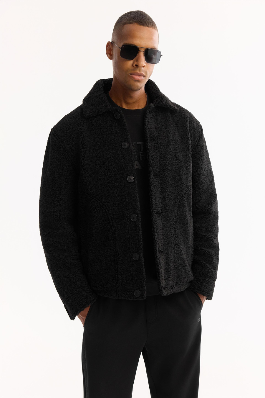 Siyah Klasik Yaka Comfort Fit Peluş Mont