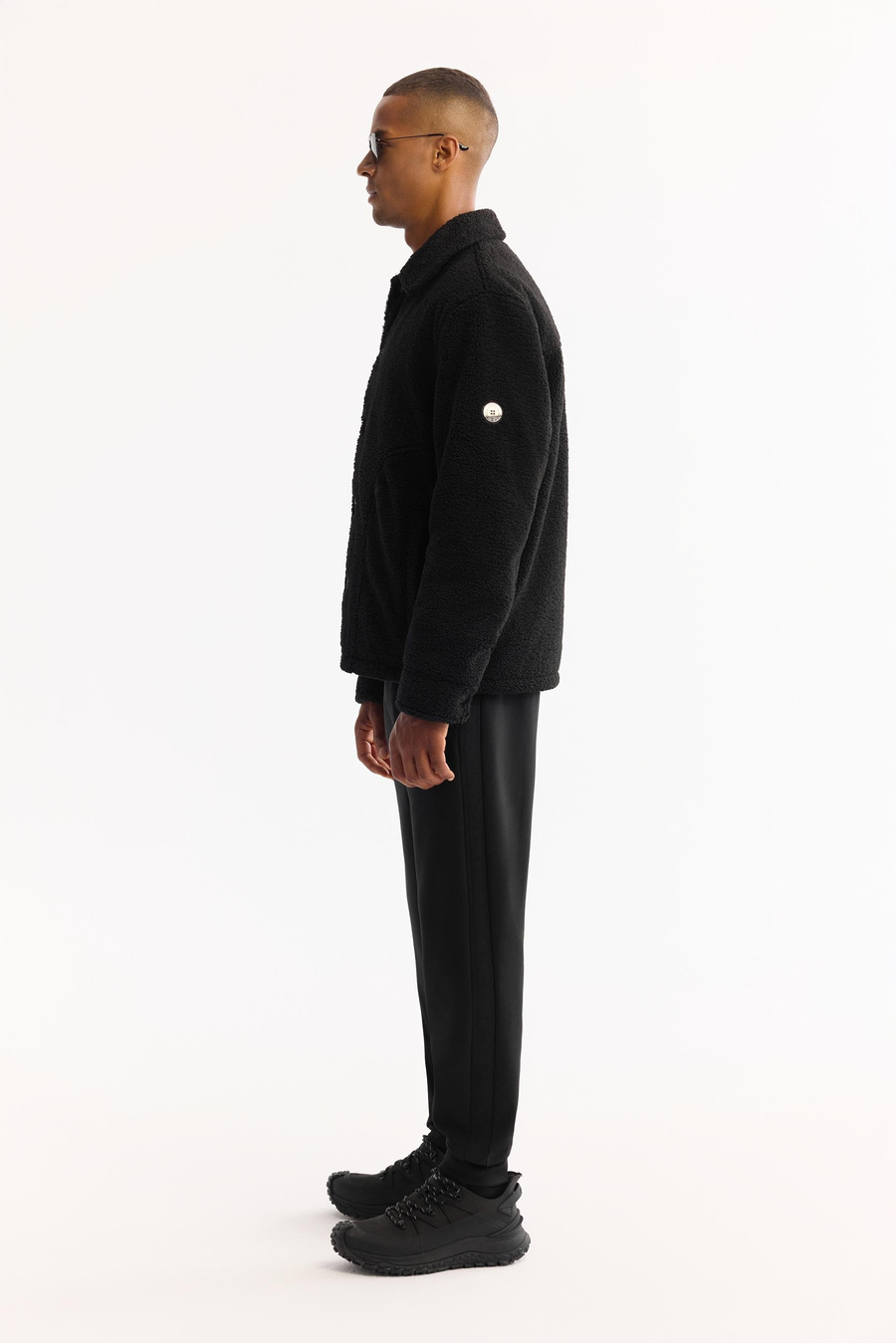 Siyah Klasik Yaka Comfort Fit Peluş Mont