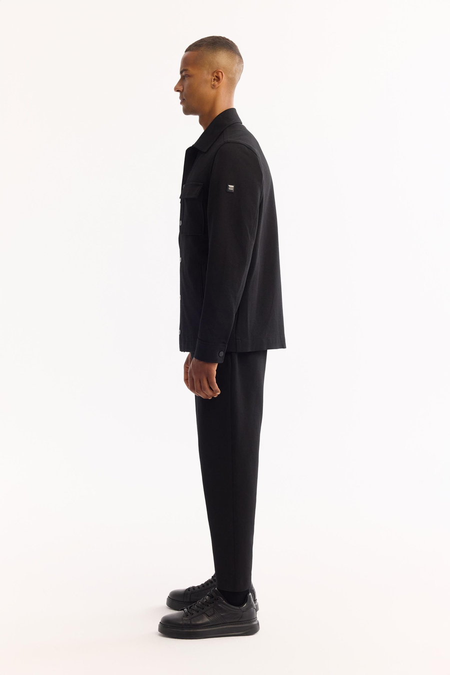 Siyah Klasik Yaka Diyagonel Çift Cep Kapaklı Örme Gömlek Ceket