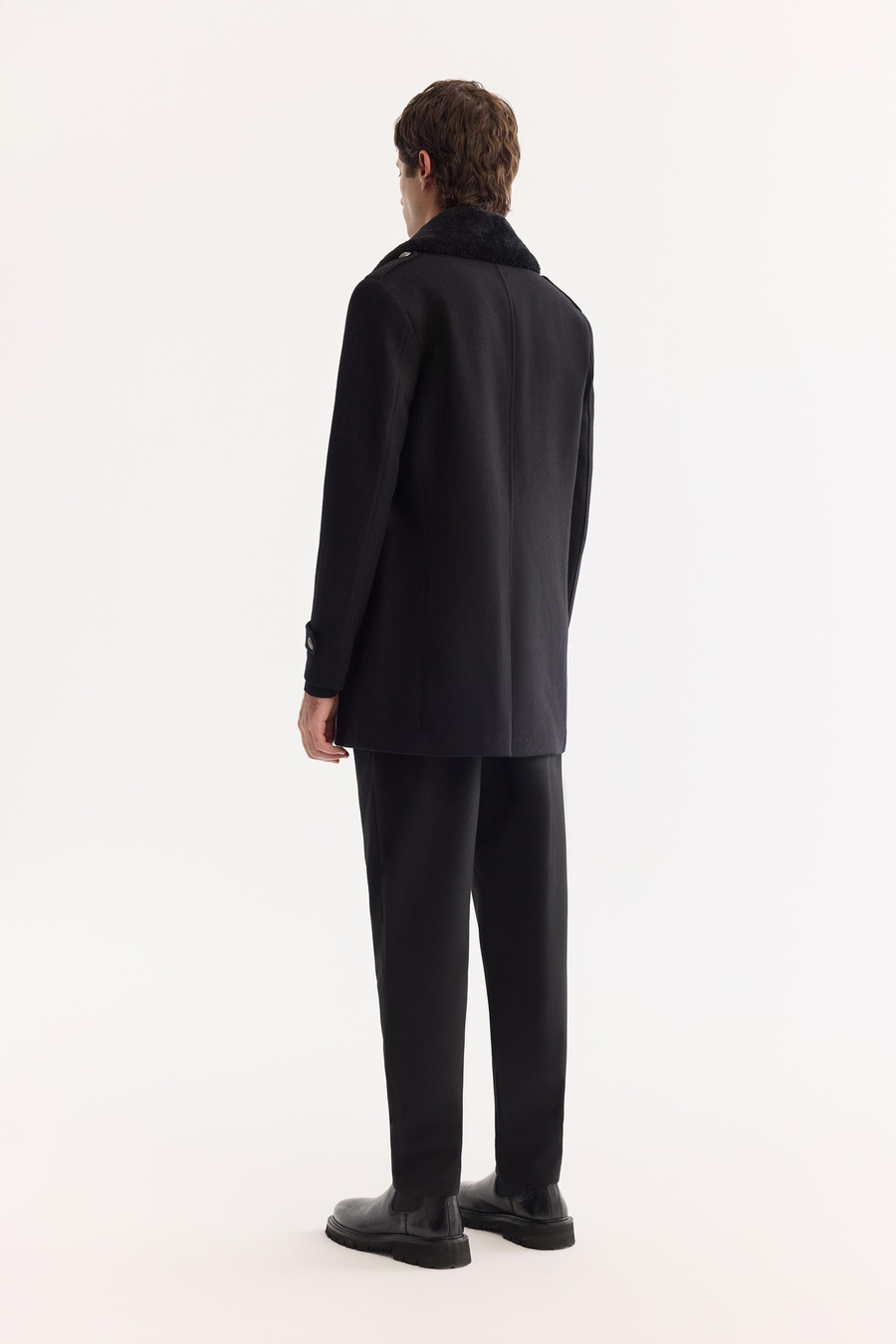 Siyah Kruvaze Çift Sıra Metal Düğme Kapatma Yakası Çıkarılabilir Kürklü Kaşe Kaban