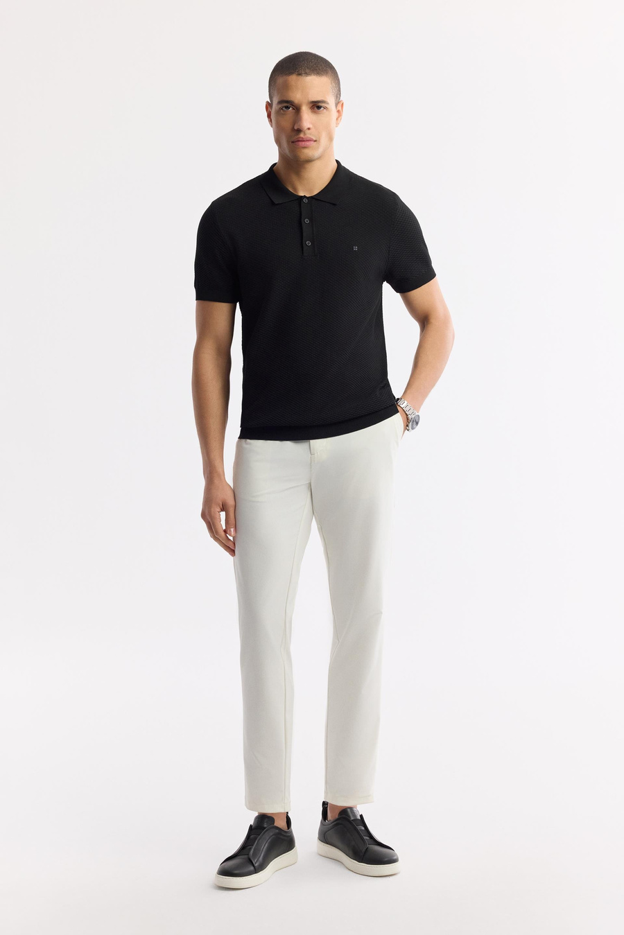 Siyah Polo Yaka Dokulu Triko T-shirt