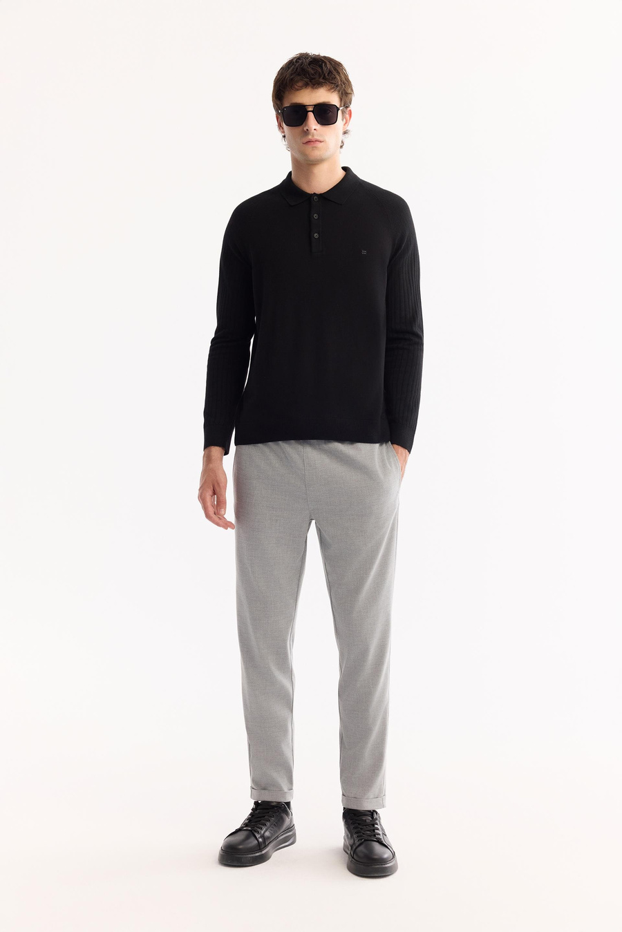 Siyah Polo Yaka Kolları Çizgi Örgü Detaylı Shoft Touch Kazak