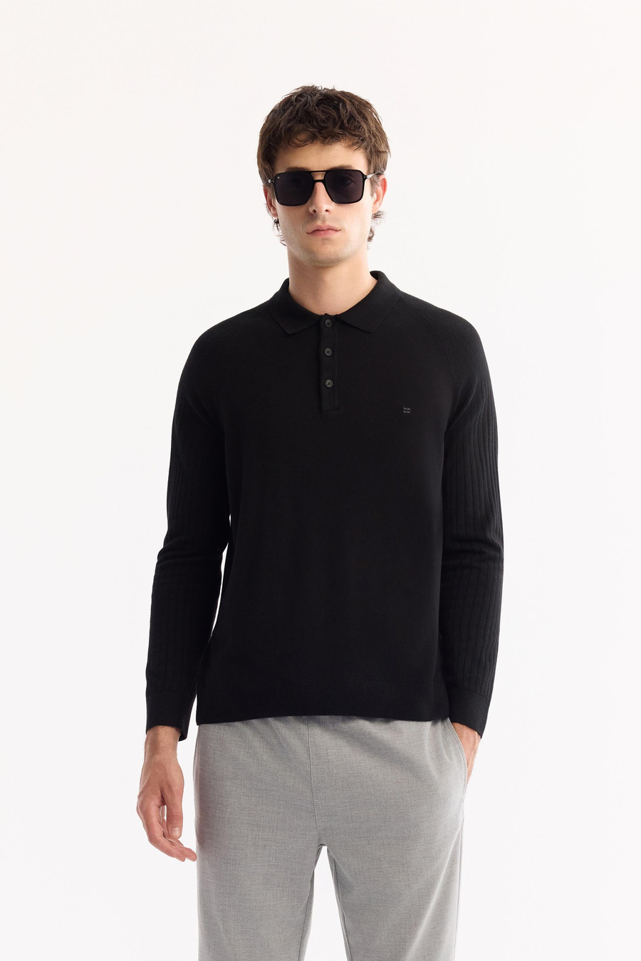 Siyah Polo Yaka Kolları Çizgi Örgü Detaylı Shoft Touch Kazak