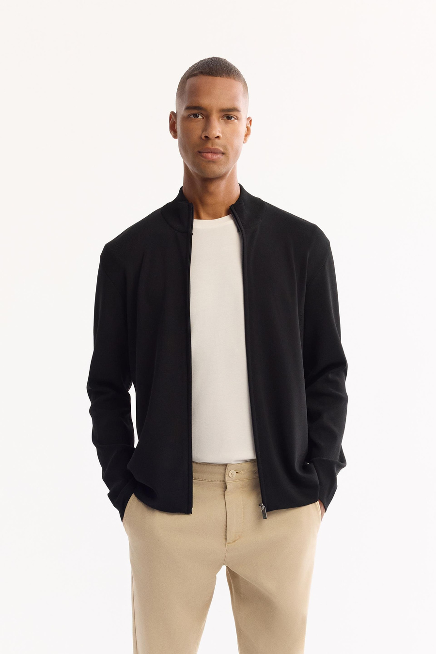 Siyah Polo Yaka Tam Fermuarlı Desen Detaylı Rayon Hırka