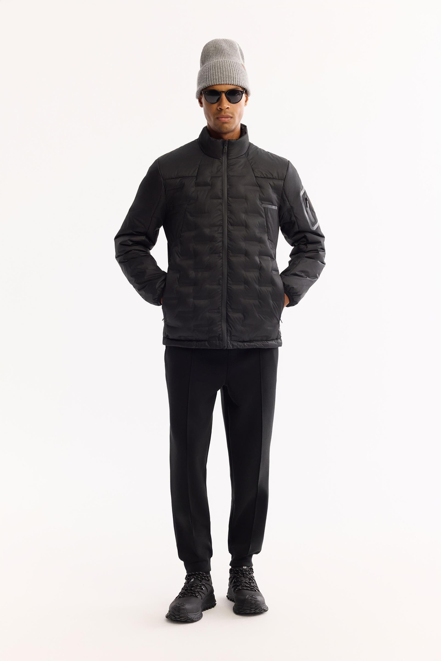 Siyah Şişme Rüzgar Geçirmez Hafif Mont