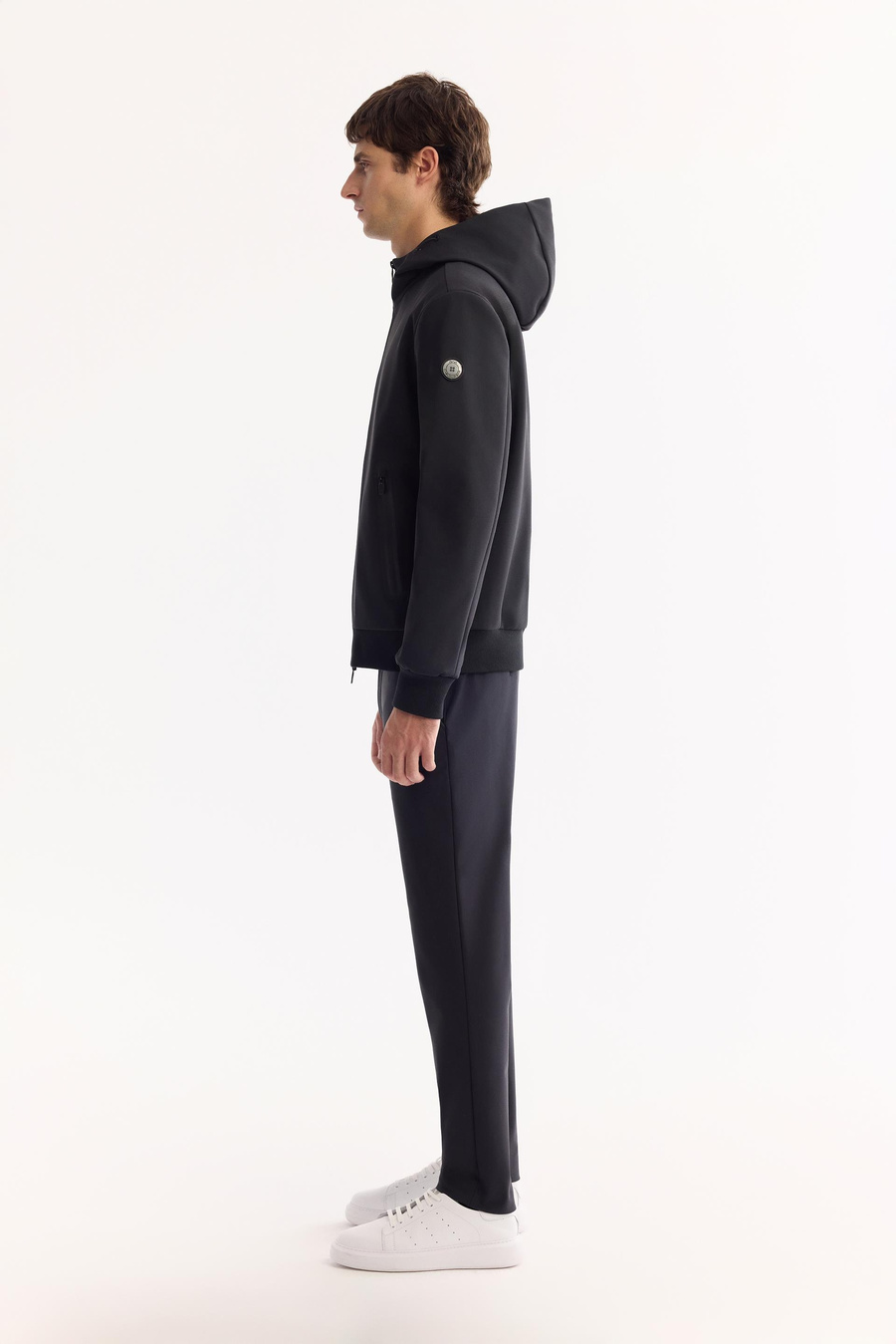 Siyah Softshell Ribana Detaylı İnce Mont