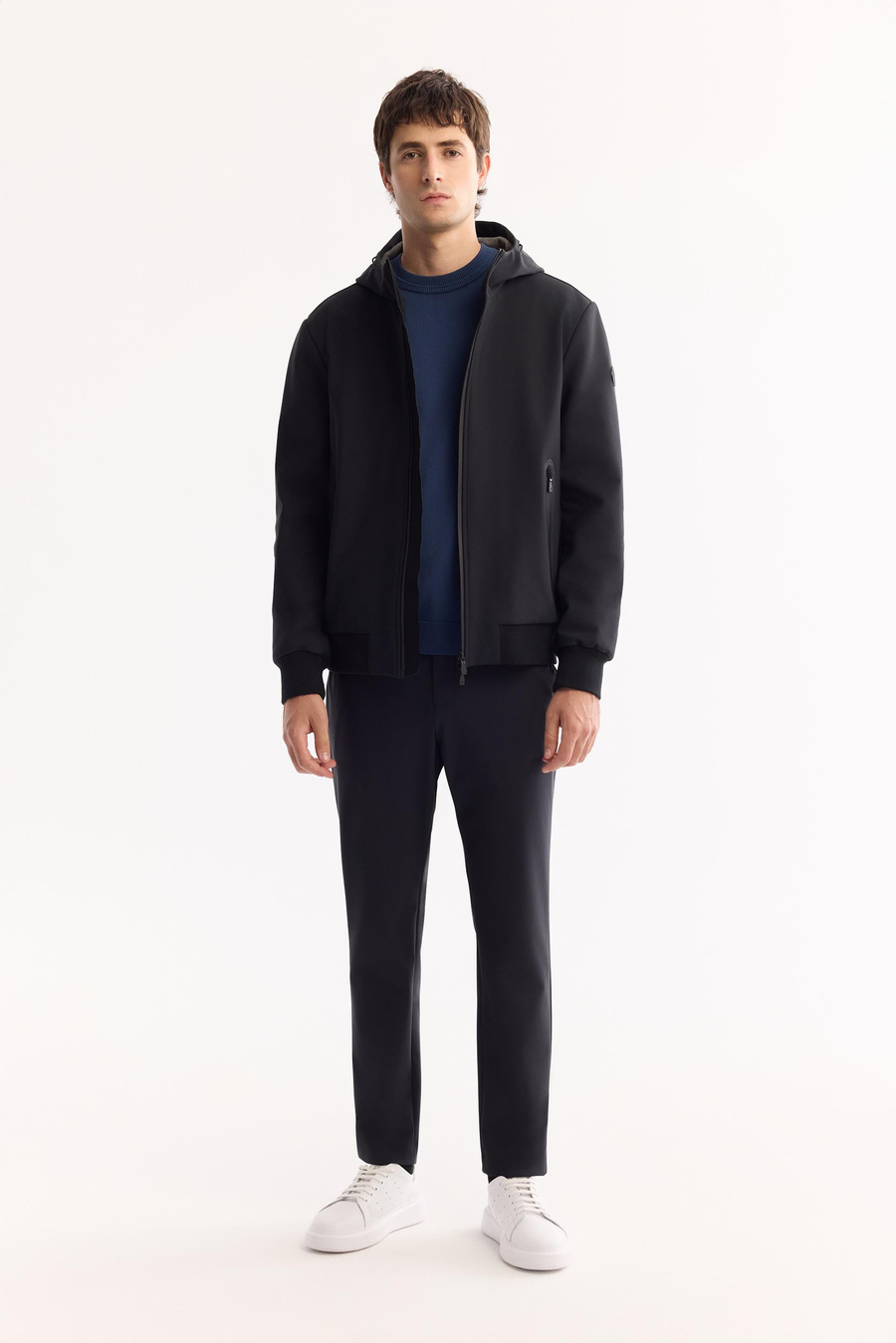 Siyah Softshell Ribana Detaylı İnce Mont