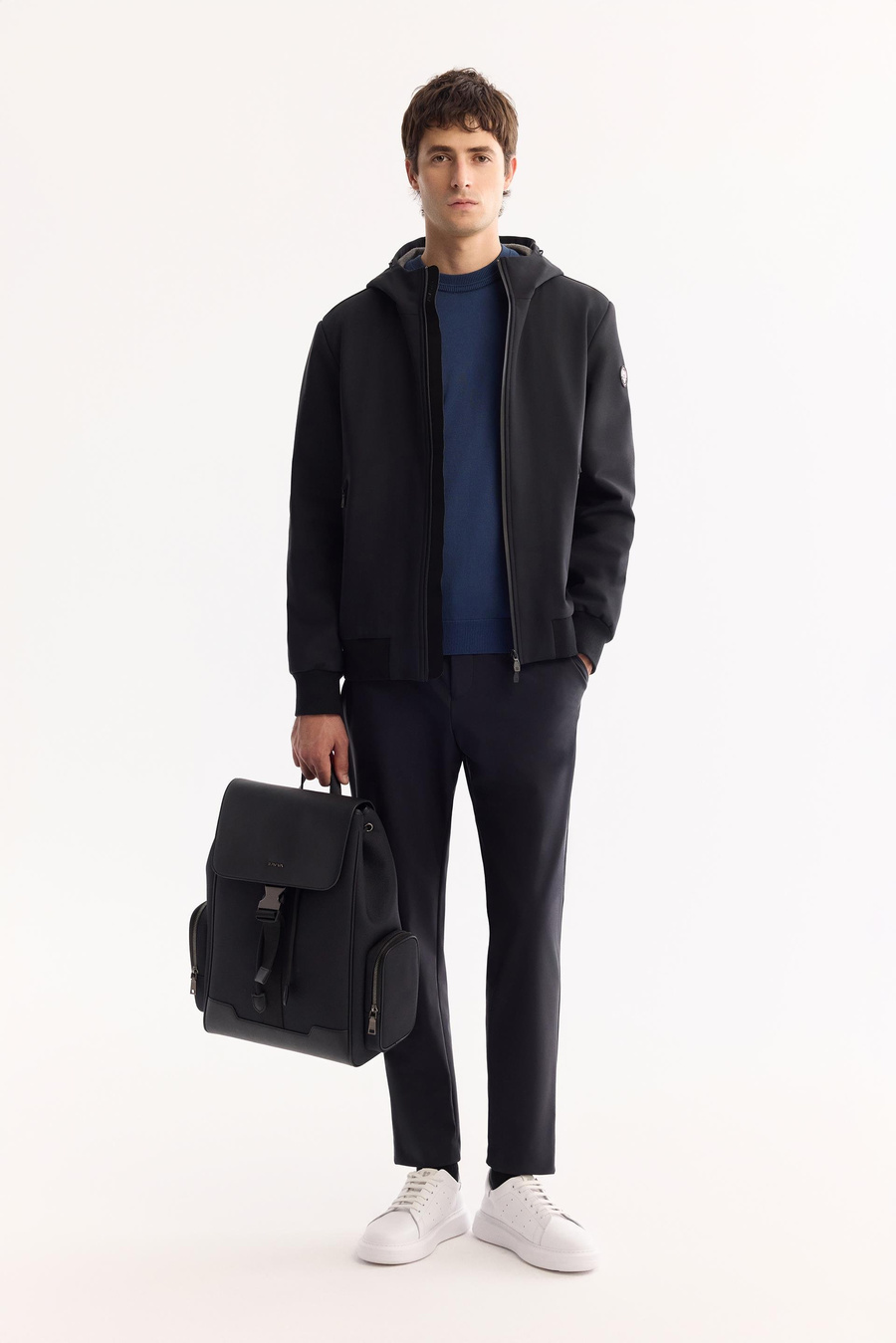 Siyah Softshell Ribana Detaylı İnce Mont