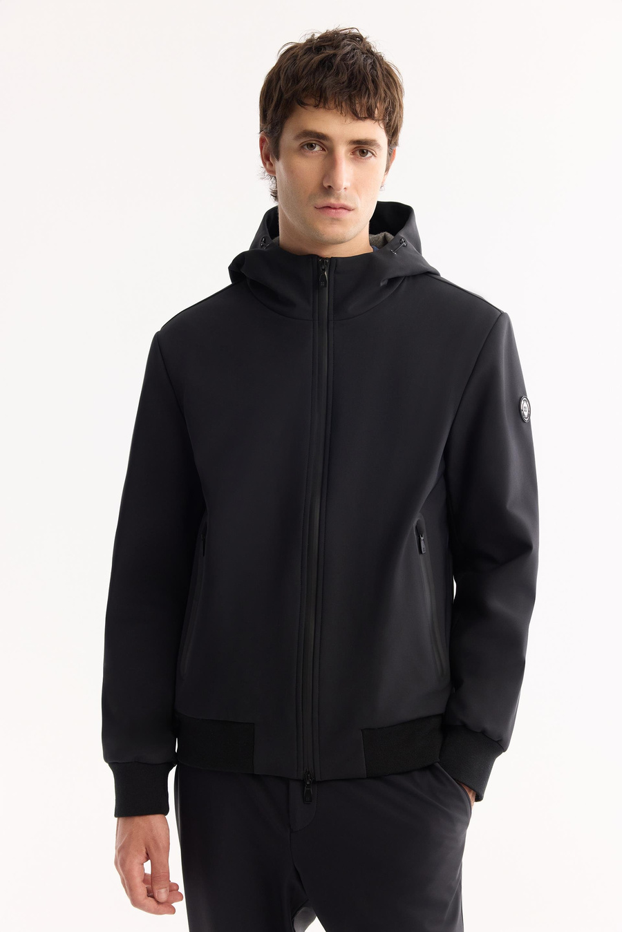 Siyah Softshell Ribana Detaylı İnce Mont