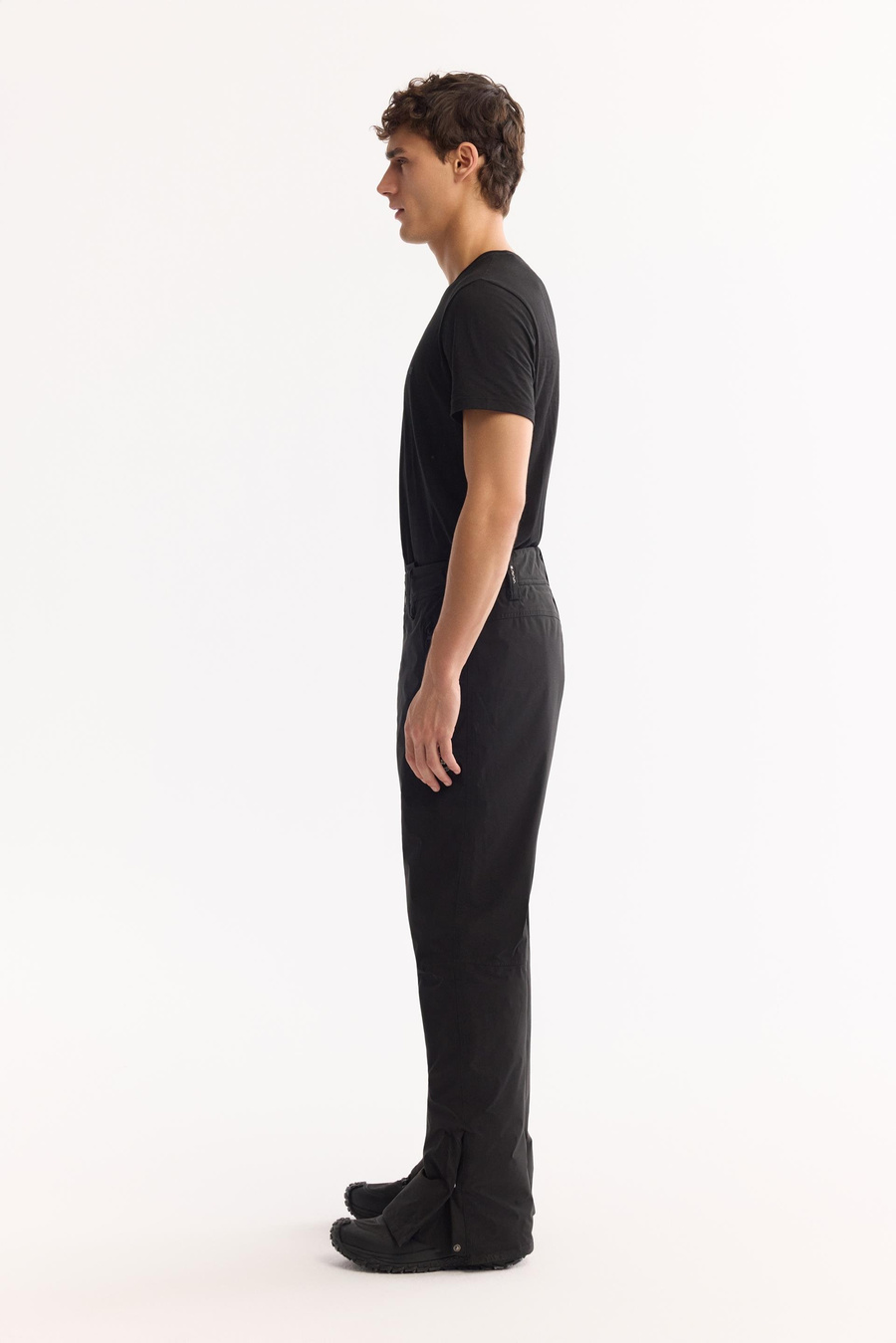 Siyah Su İtici Rüzgar Geçirmez Düz Paçası Çıtçıtlı Beli Ayarlanabilir Kayak Pantolonu