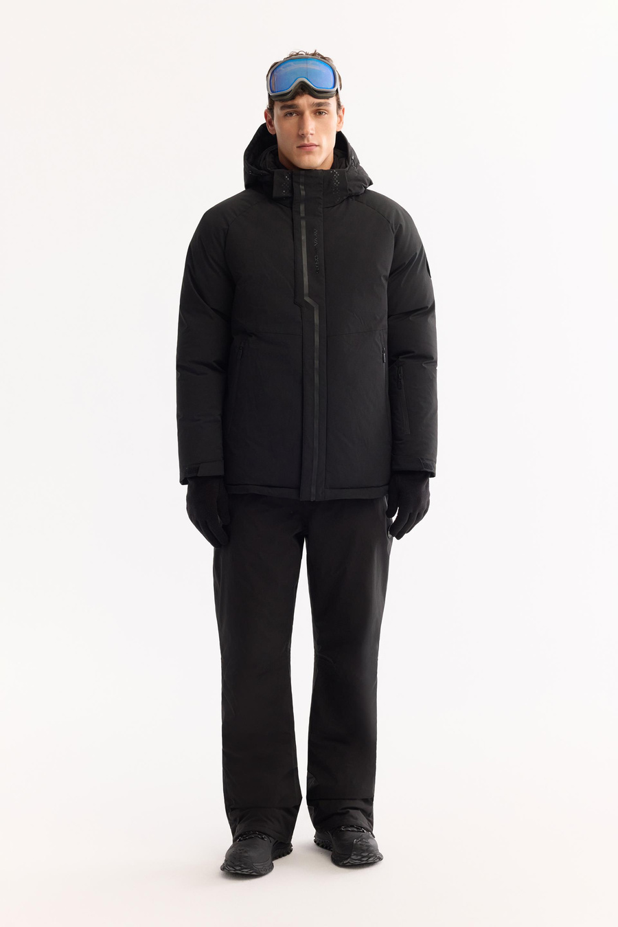 Siyah Takma Çıkma Kapüşonlu Mont