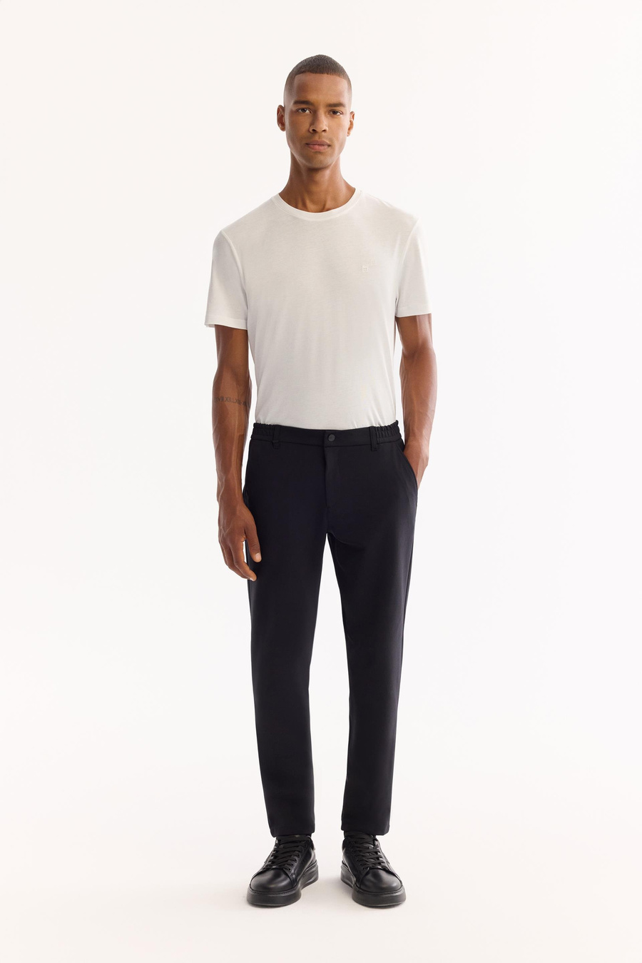 Siyah Yanı Lastikli Teknik Slim Fit Pantolon