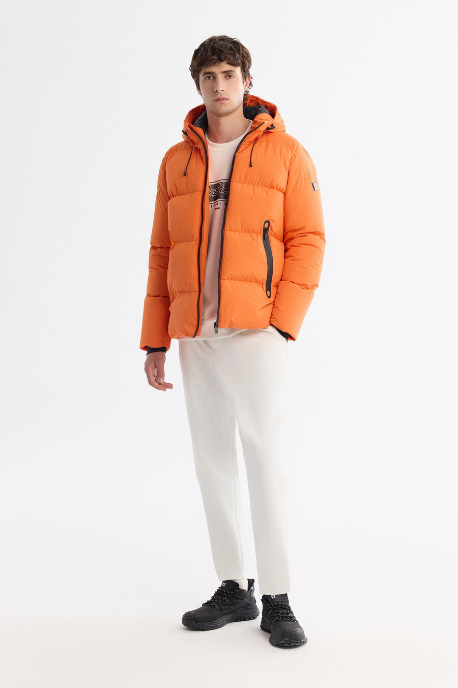 Turuncu Kapüşonlu Yaka Elyaf Dolgulu Mont