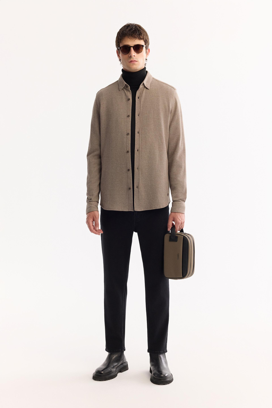 Vizon Alttan Britli Yaka Regular Fit Uzun Kollu Gömlek