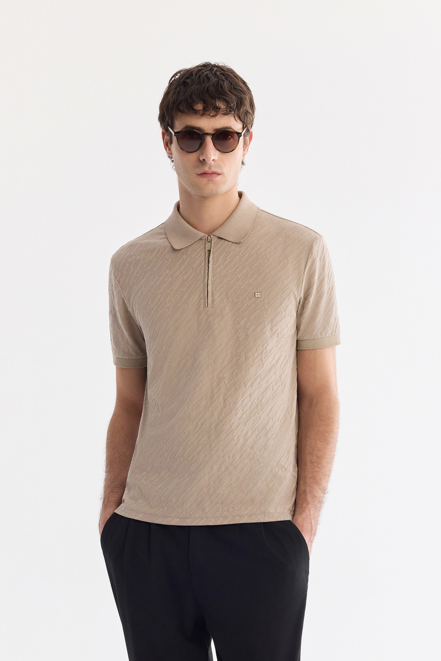 Vizon Fermuarlı Polo Yaka Jakarlı T-Shirt