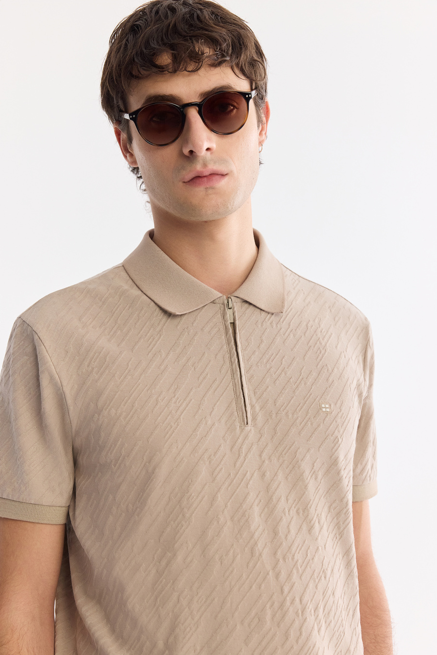 Vizon Fermuarlı Polo Yaka Jakarlı T-Shirt