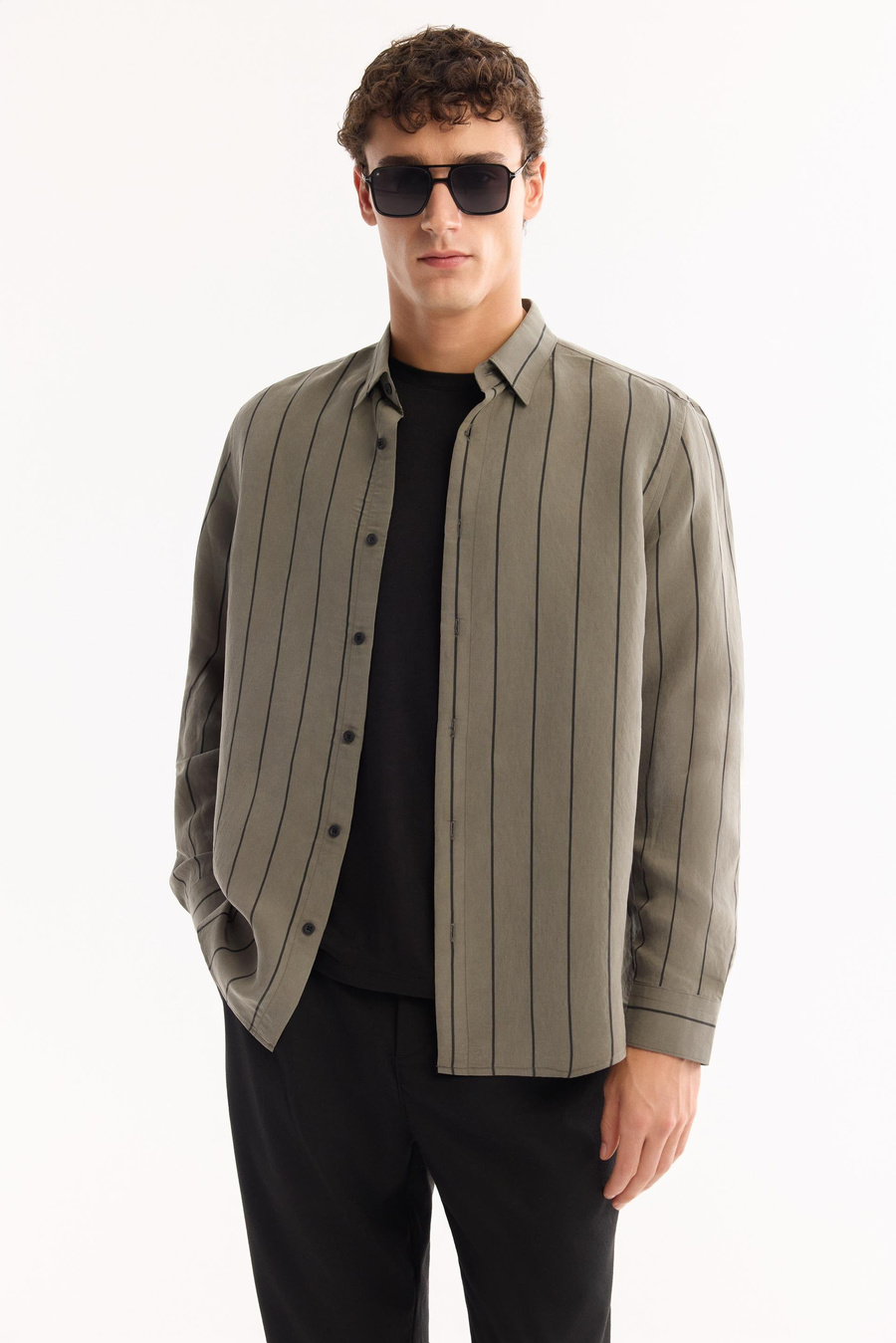 YeşilAlttan Britli Yaka Soft Touch Gömlek