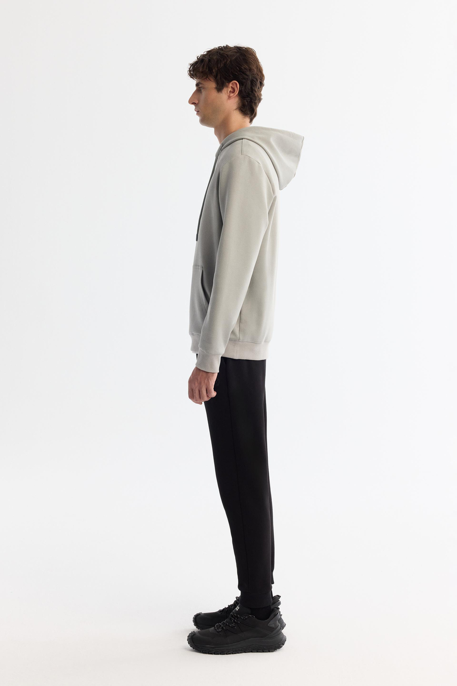 Gri Kapüşonlu Sweatshirt