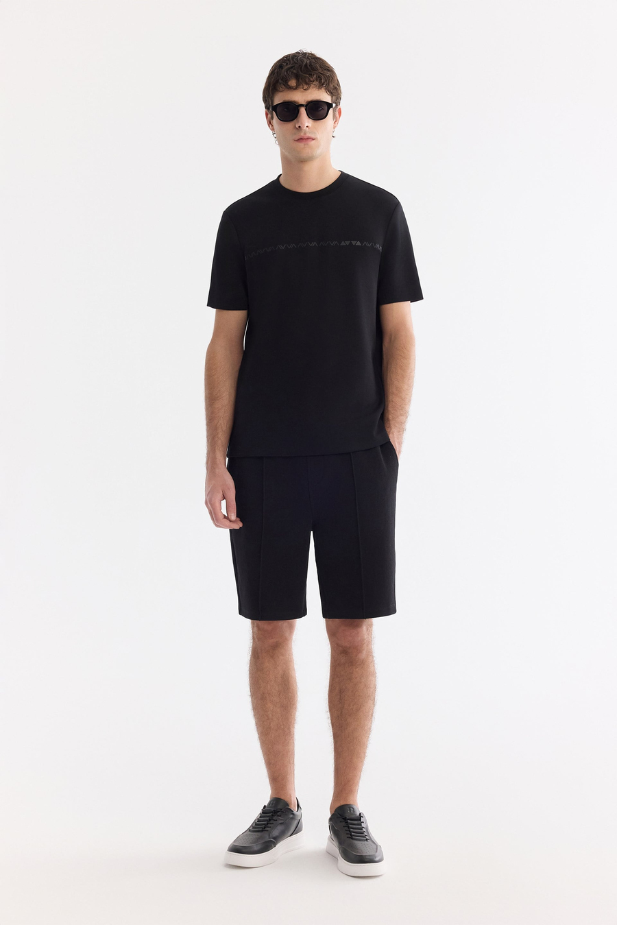Siyah Bisiklet Yaka Enjeksiyon  Baskılı İnterlok T-Shirt