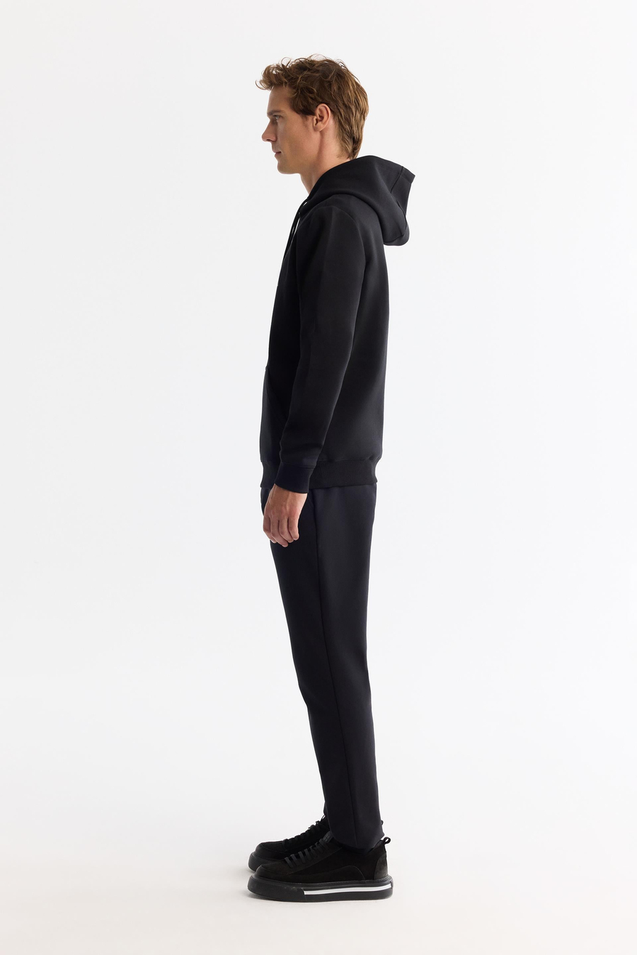 Siyah Kapüşonlu Sweatshirt