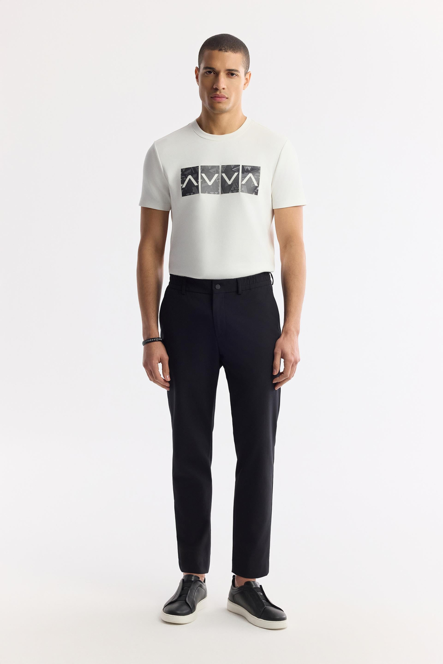 Siyah Yanı Lastikli Teknik Kumaş Nora Slim Fit Pantolon