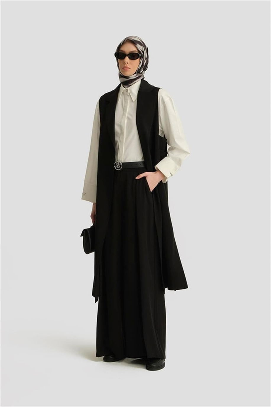 Apoletli Yelek Siyah Yelek