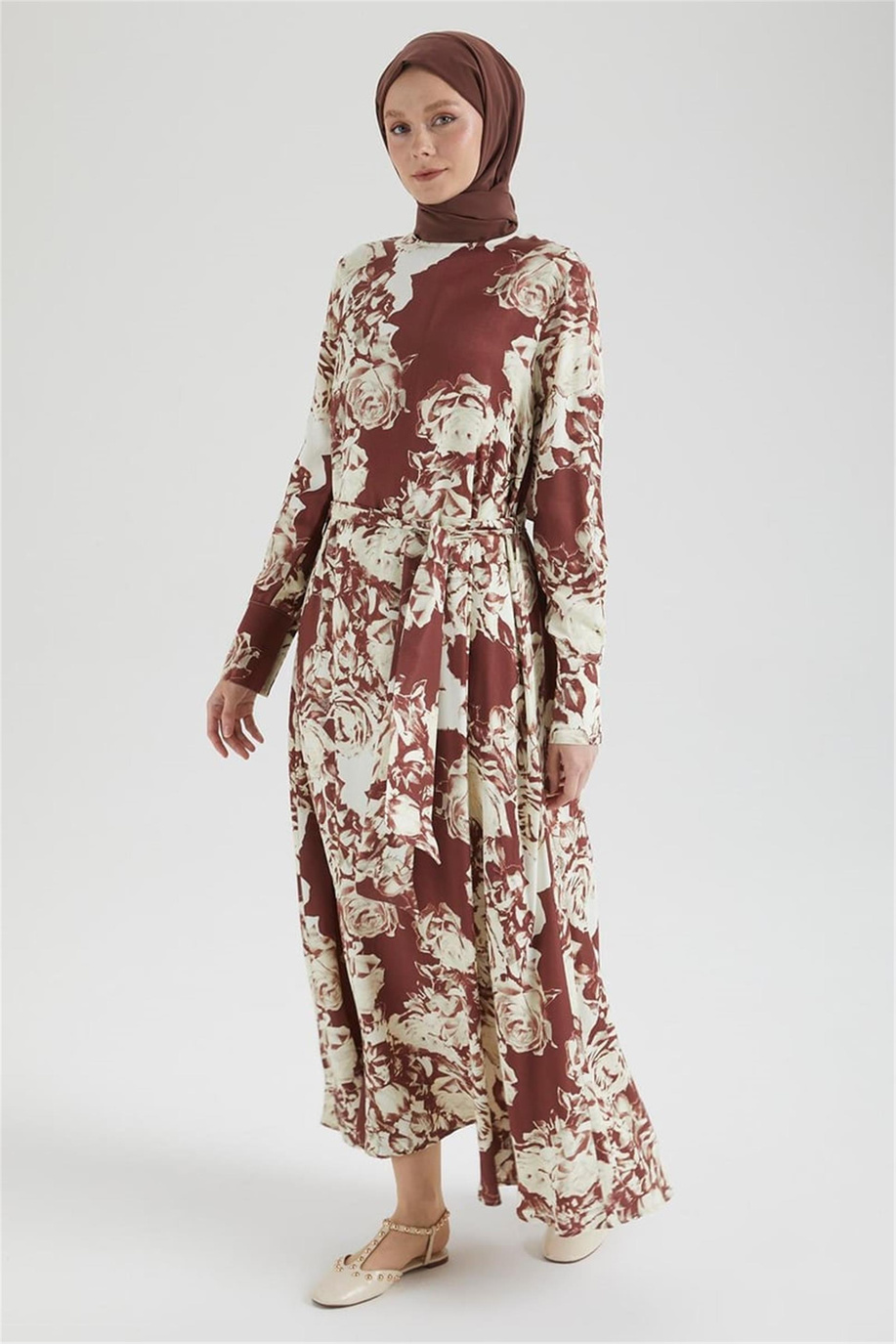 Arkadan Fermuarlı Kolları Düğmeli Elbise Bordo