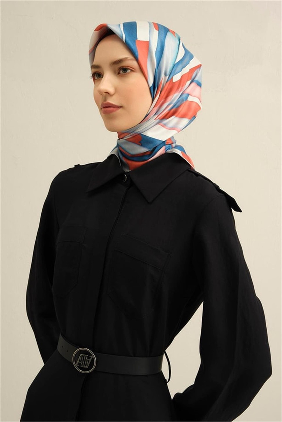 Armine Desenli Sura Saf İpek Eşarp 9306 31