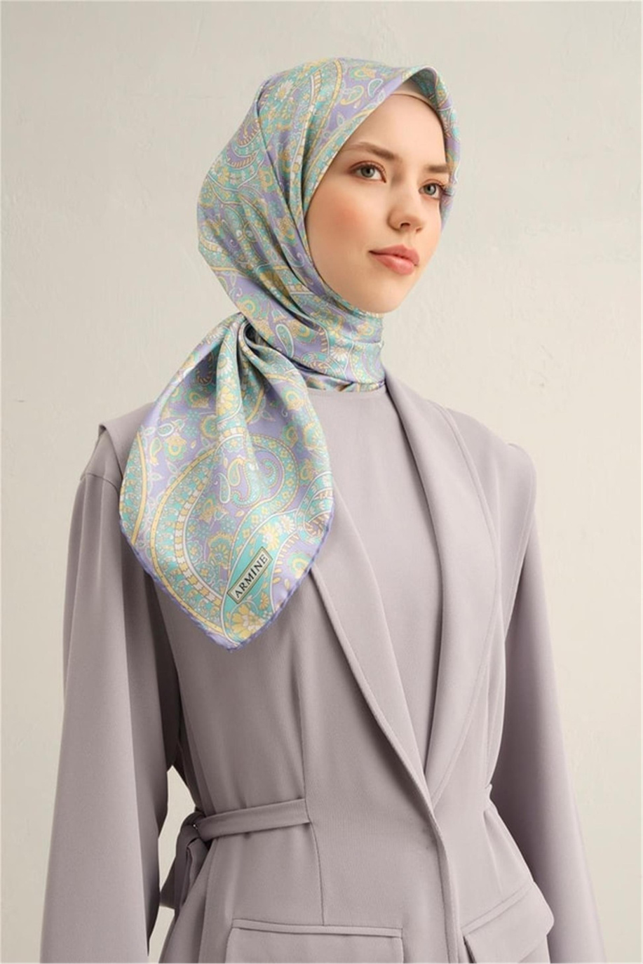Armine Desenli Sura Saf İpek Eşarp 9304 34