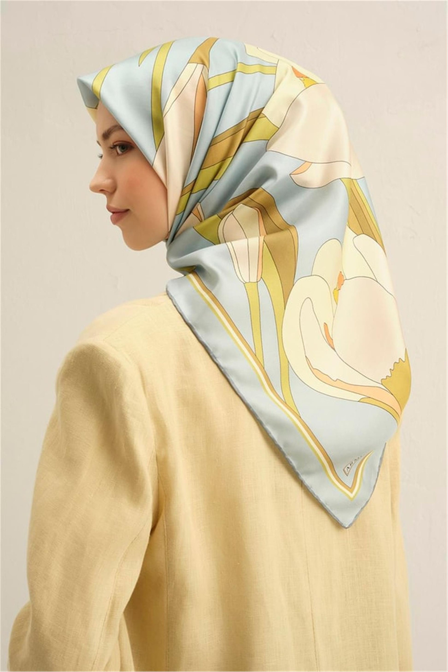 Armine Desenli Twill Saf İpek Eşarp 9302 01