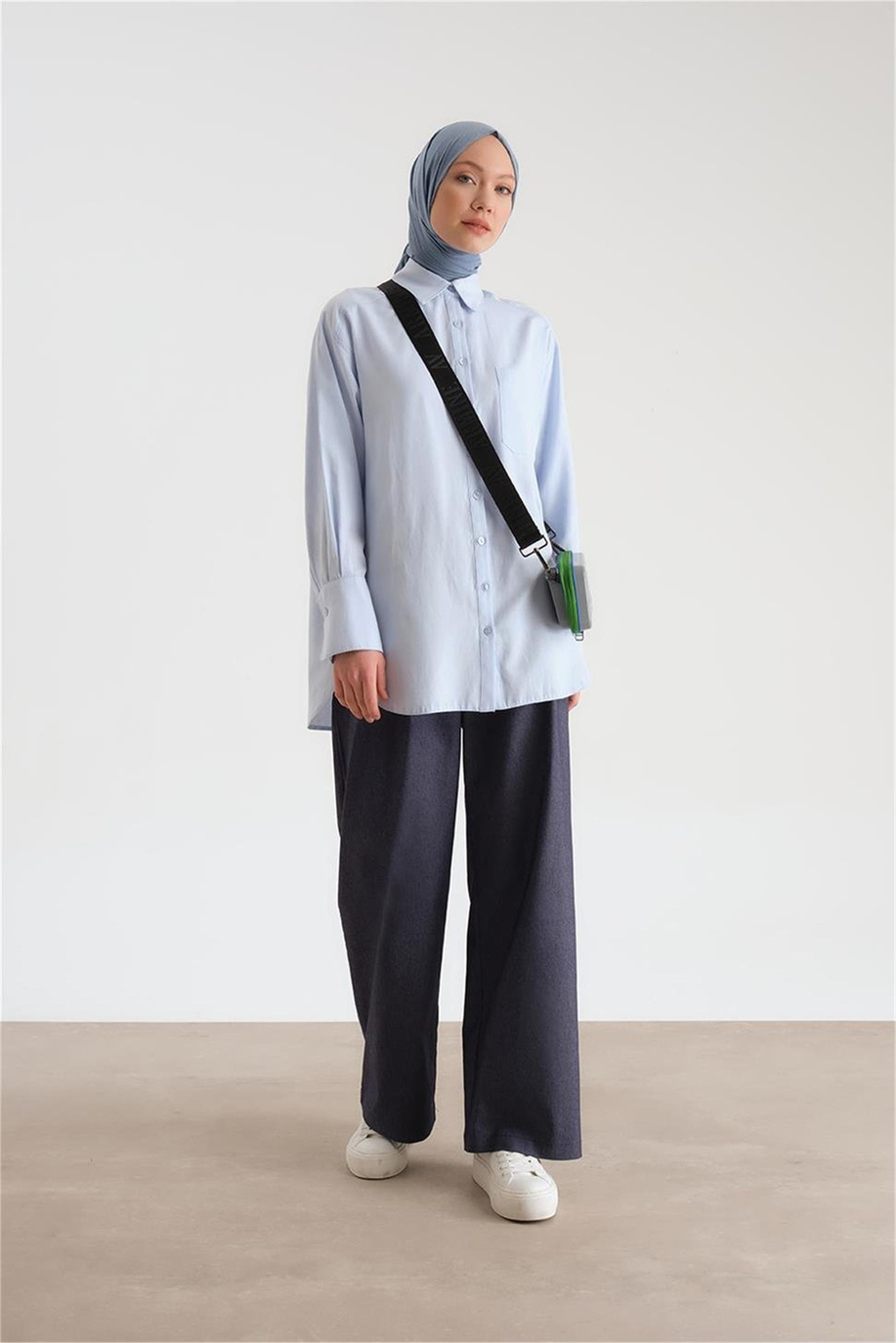 Armine Lacivert Pantolon