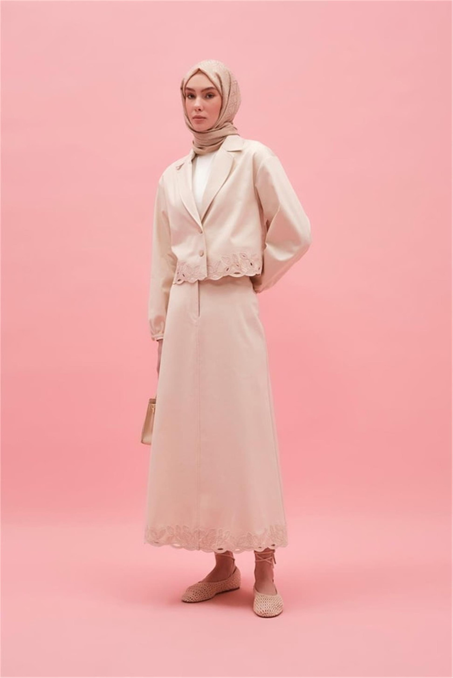 Armine Nakış Detaylı Takım Naturel