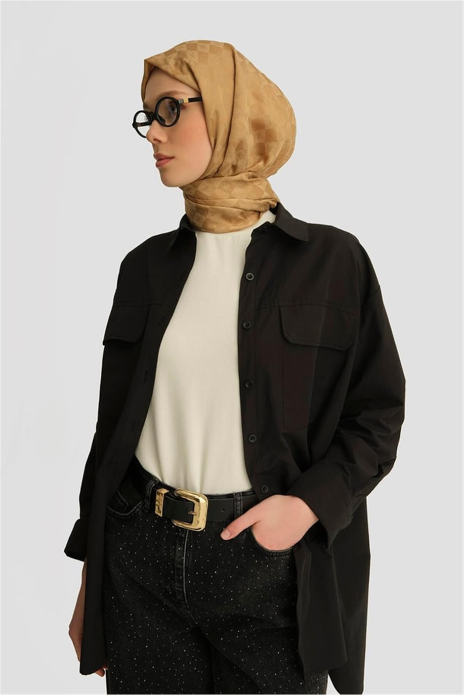Armine Önleri Cep Görünümlü Gömlek 25YH3443 Siyah