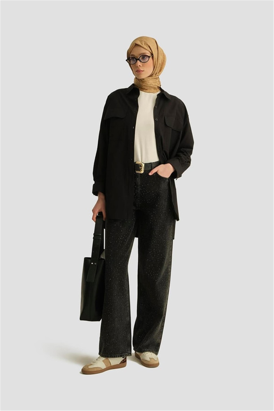 Armine Önleri Cep Görünümlü Gömlek 25YH3443 Siyah