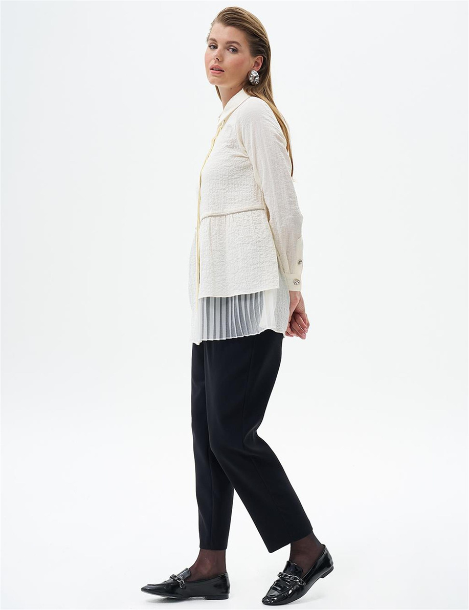 Bel Detaylı Havuç Siyah Pantolon