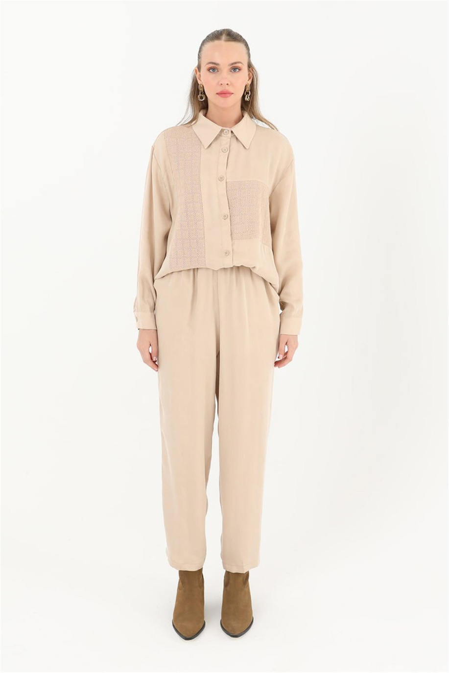 Beli Büzgülü Bej Pantolon