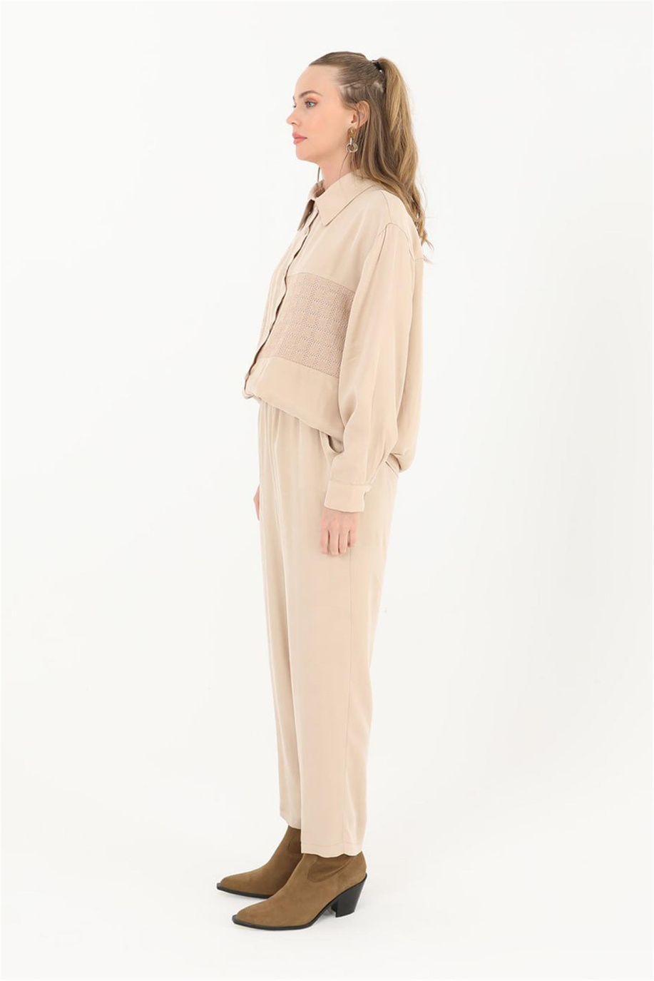 Beli Büzgülü Bej Pantolon