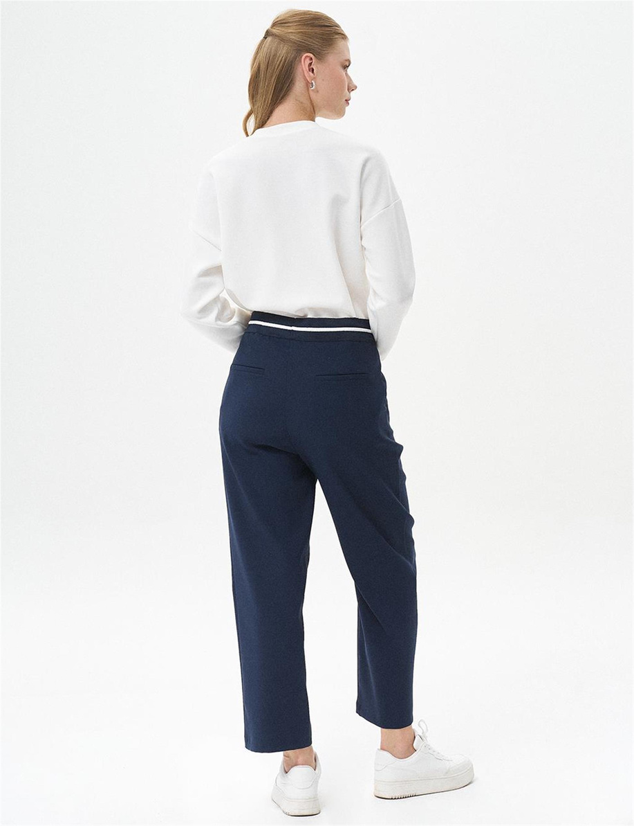 Beli Lastikli Bağcıklı Koyu Lacivert Pantolon