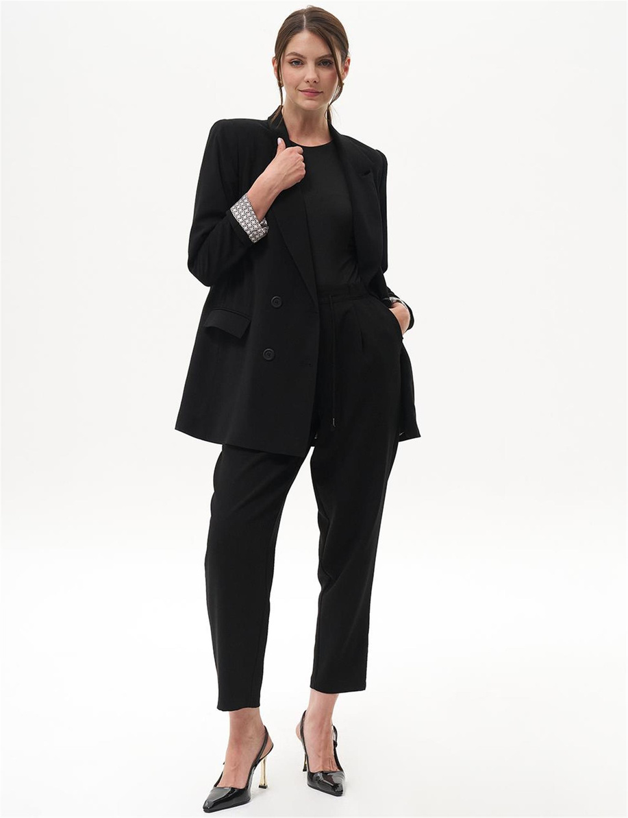 Beli Lastikli Havuç Siyah Pantolon