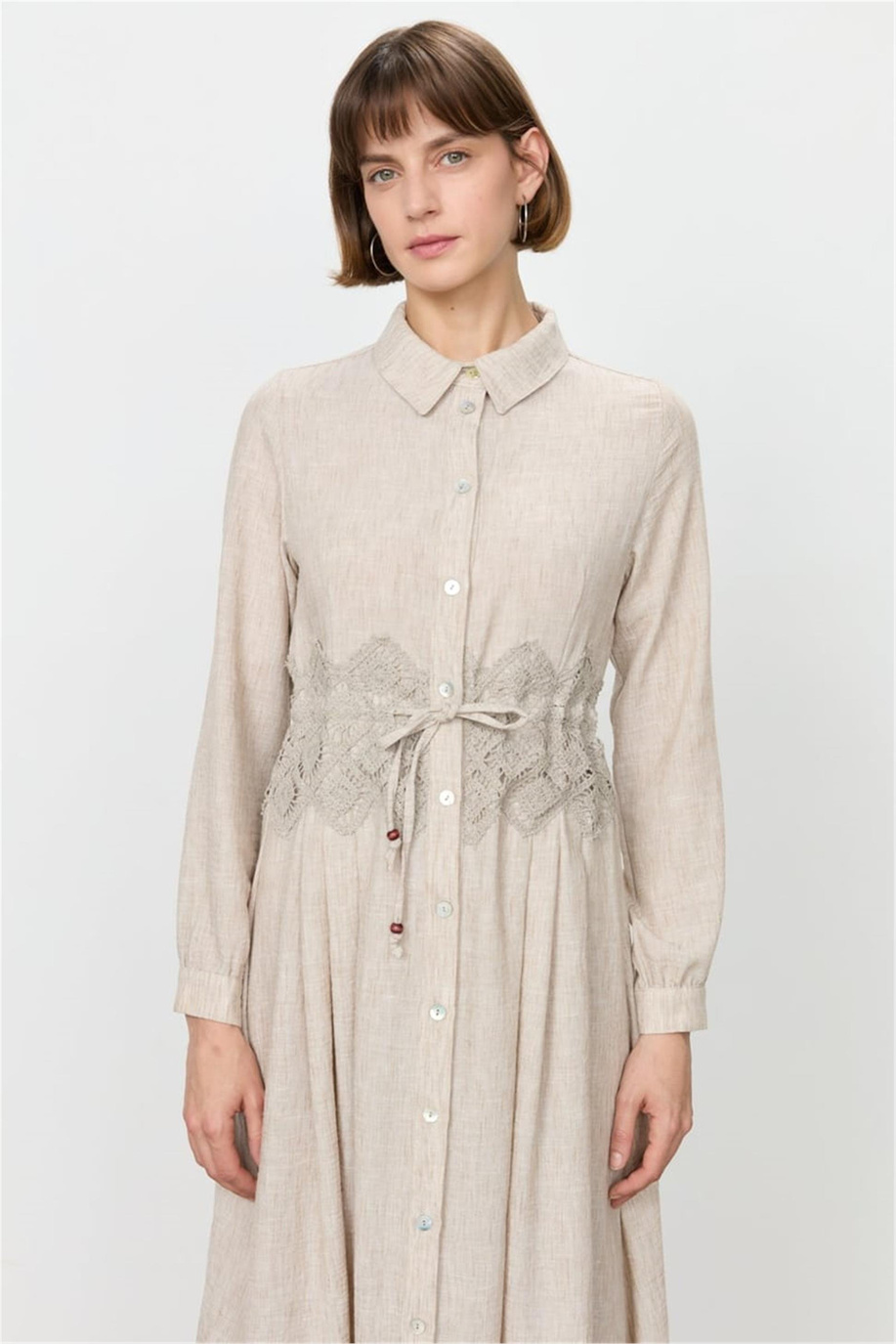 Beli Makrome Detaylı Formlu Keten Elbise Bej - 251EL3045NH.1