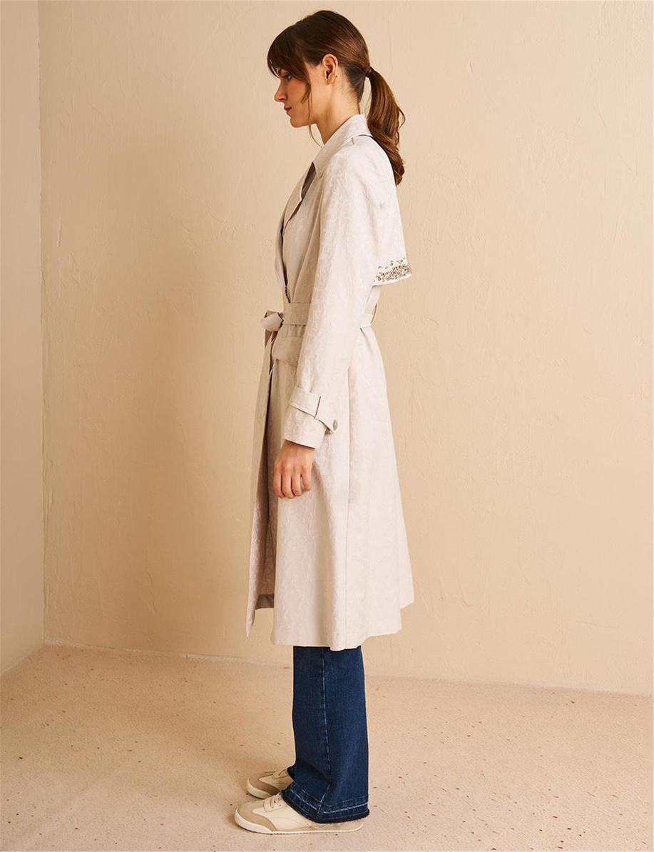 Bilekleri Apolet Detaylı Jakarlı Trençkot Taş